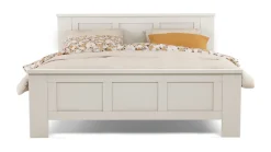 Hot B Bright Bed Chateau wit