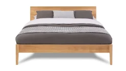 New Karlsson Bed Sky met lattenbodems Bossflex 400 en B Bright Gold Coolmax matrassen eiken honing