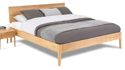 New Karlsson Bed Sky met lattenbodems Bossflex 400 en B Bright Gold Coolmax matrassen eiken honing