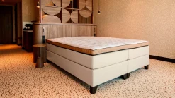 Hot Valk Exclusief Hotelboxspring met topper Luxury ecru